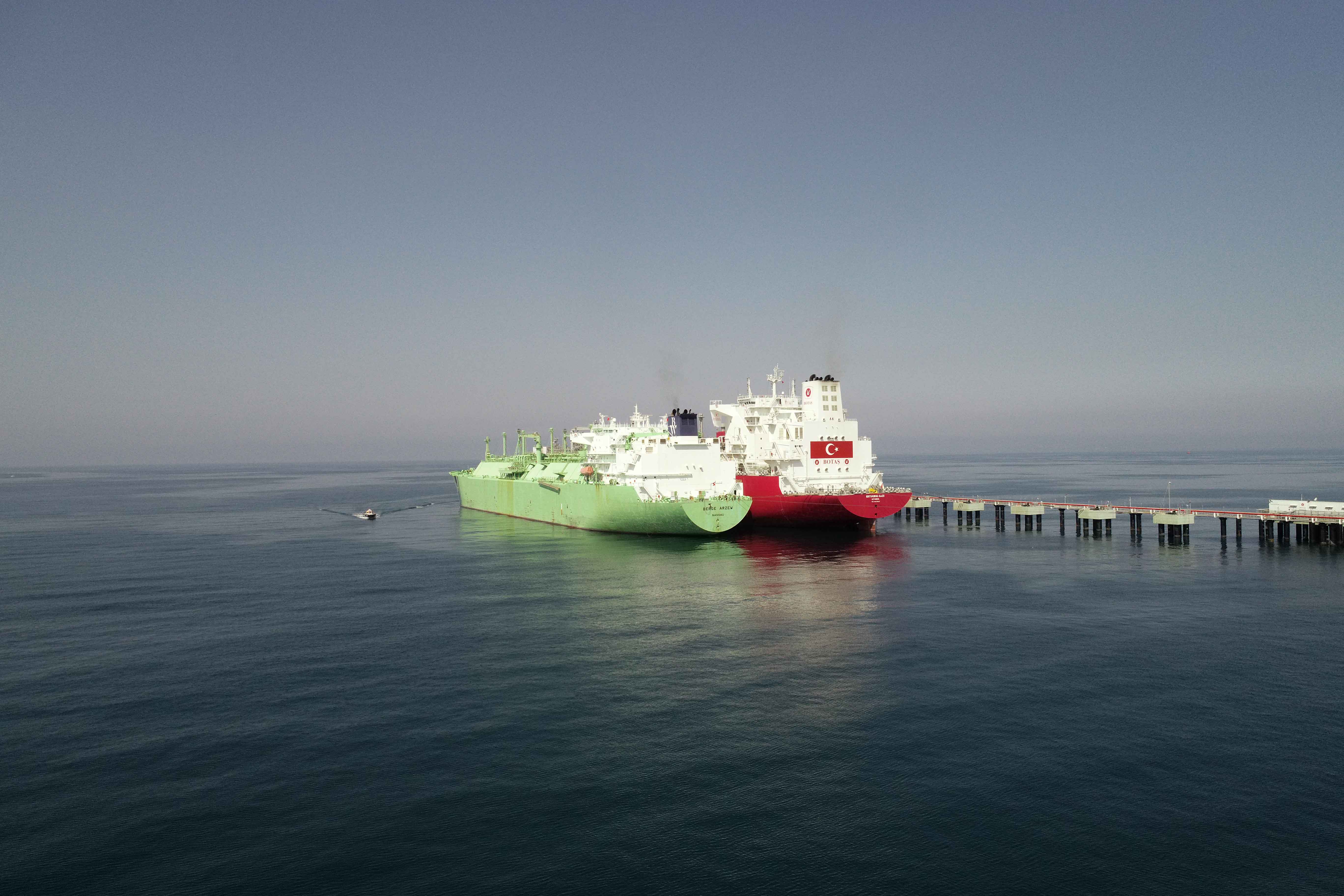First LNG Transfer to Ertuğrul Gazi